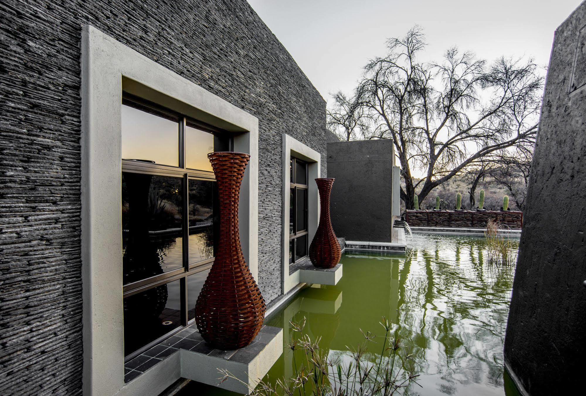 Sun Karros Daan Viljoen Hotel Windhoek Eksteriør billede