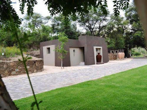 Sun Karros Daan Viljoen Hotel Windhoek Eksteriør billede